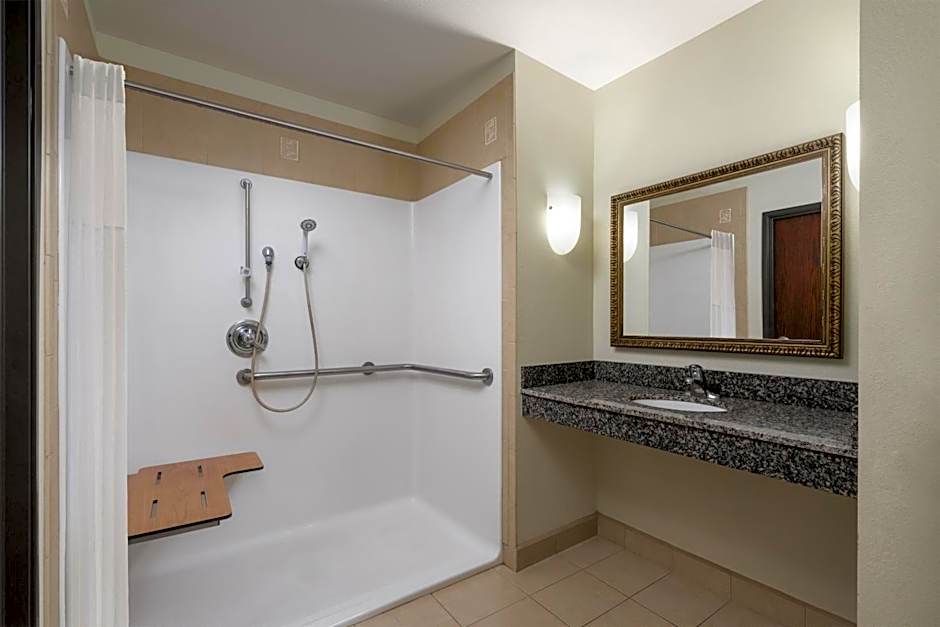 Crown Pointe Lodge; BW Signature Collection