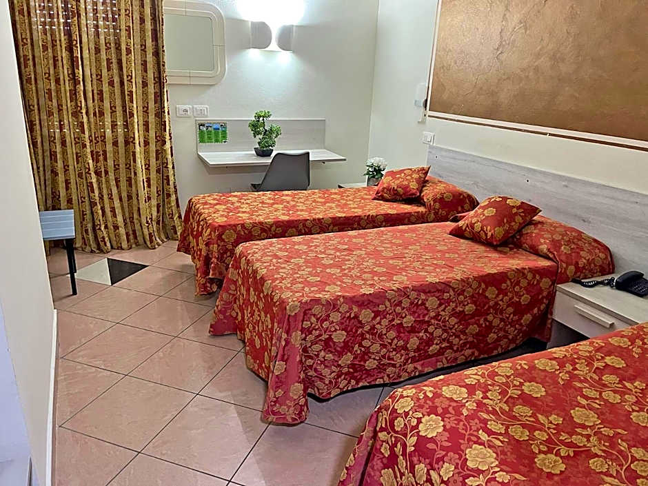 HOTEL IL PARCO - Free Parking & On-Site Dining -3- STAR SUPERIOR COMFORT