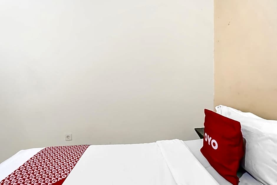 OYO 91361 Benlin D'kost Syariah