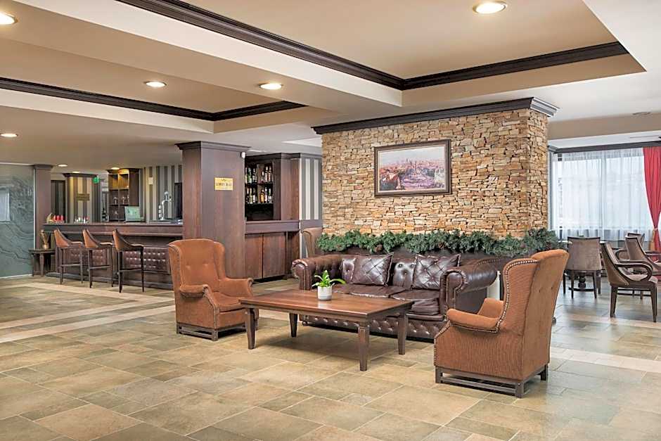 Royal Park Hotel & Apartments