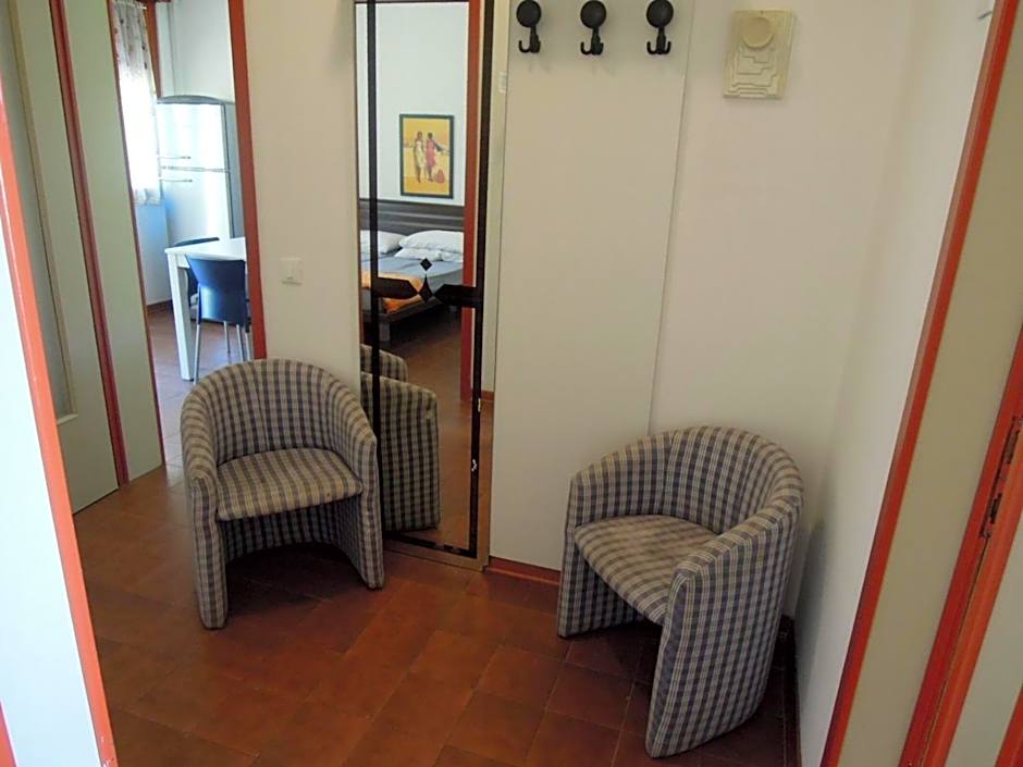 Three-Room Apartment with Garden and Shared swimming pools - By Beahost Rentals