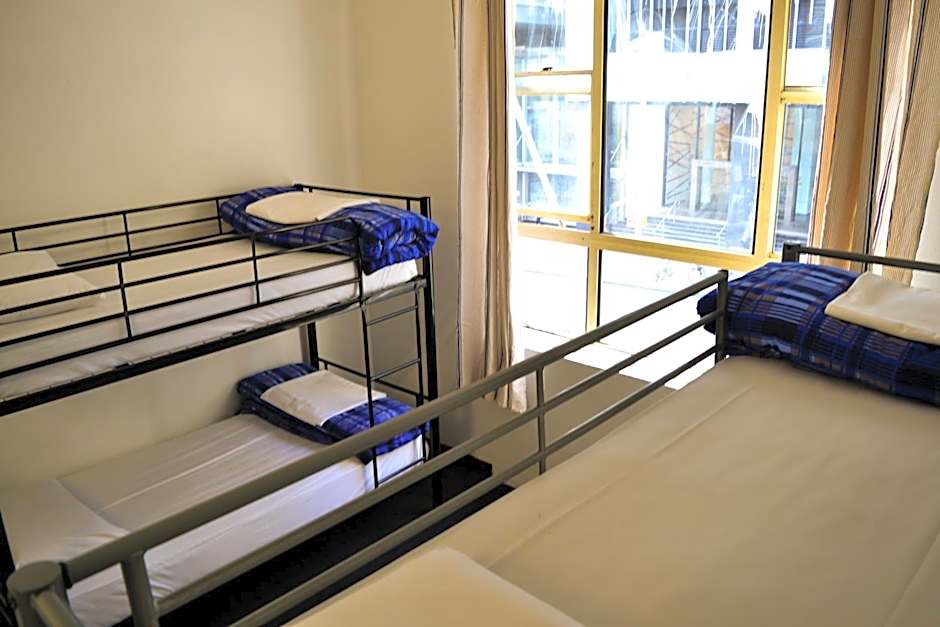 Maze Backpackers - Sydney