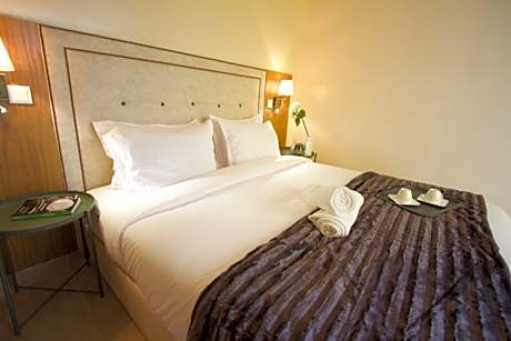 Apartment Superior Pop Art