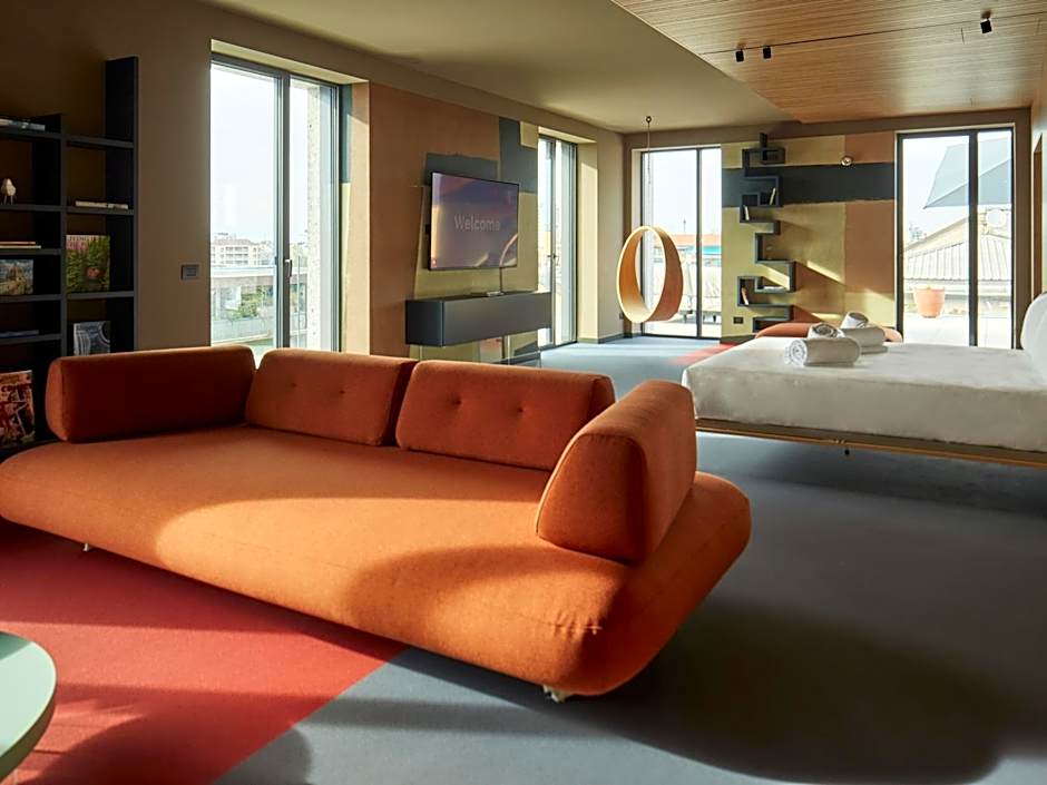 21 House of Stories Navigli