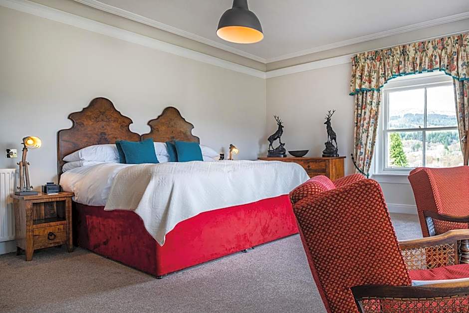 The Lovat, Loch Ness