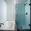 Delta Hotels by Marriott Orlando Lake Buena Vista