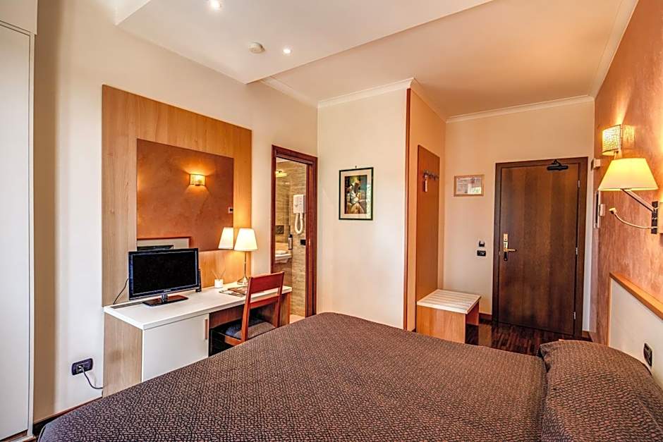 Hotel Roma Tiburtina Metro