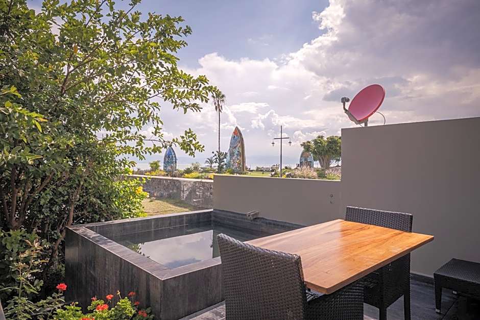 Nimue Marina Residence