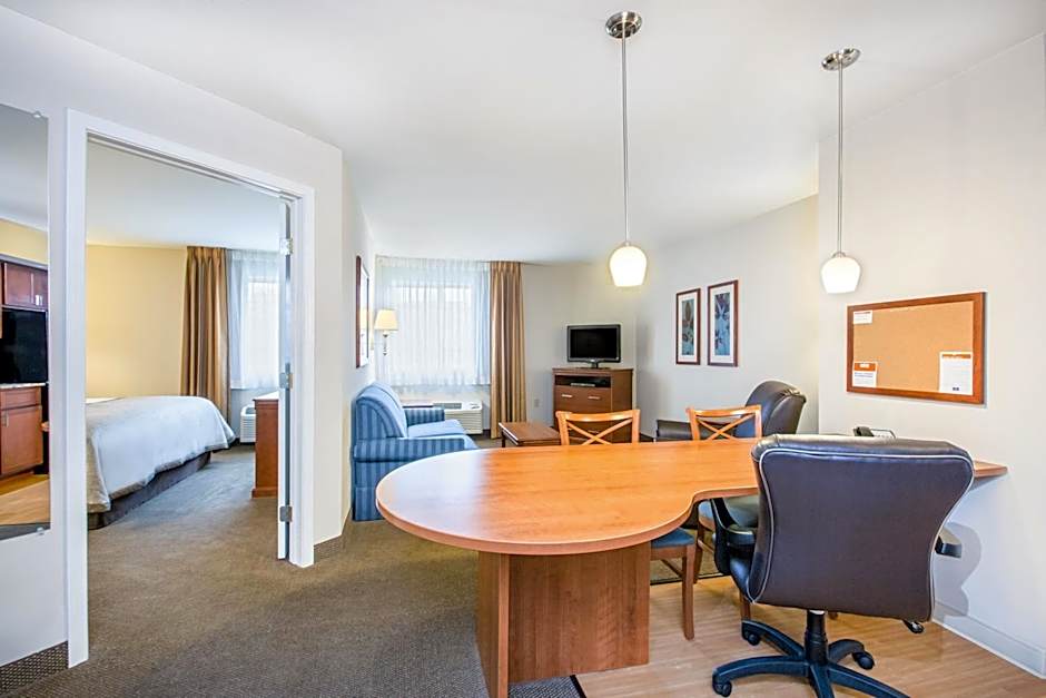 Candlewood Suites Pittsburgh-Cranberry By IHG