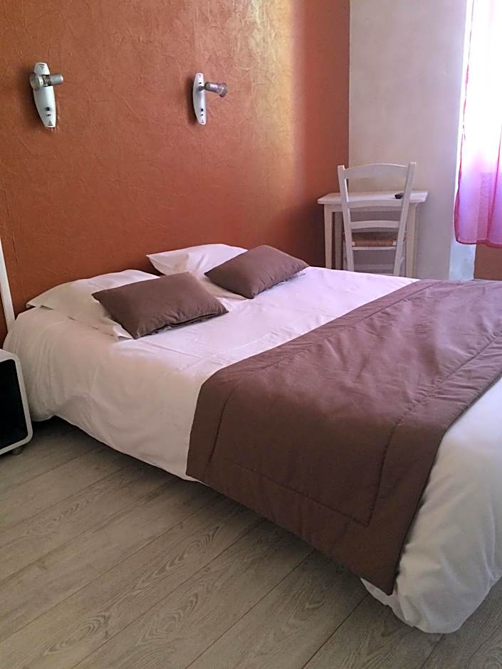 Au Royal Hotel