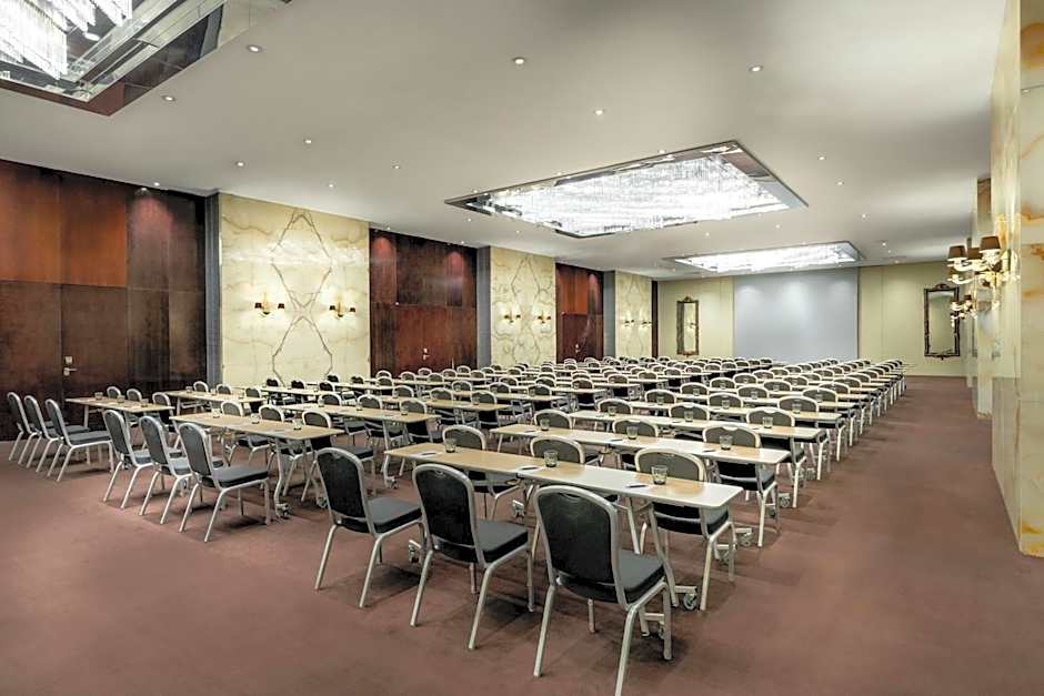 Sheraton Lisboa Hotel & Spa