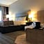 Country Inn & Suites by Radisson, Fond du Lac, WI