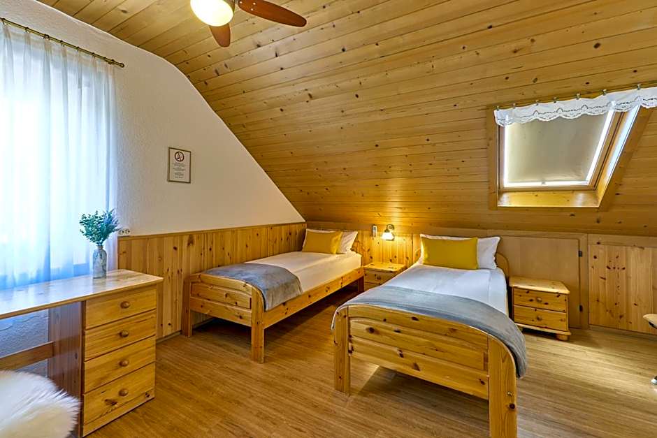 Airport-Hotel Fortuna