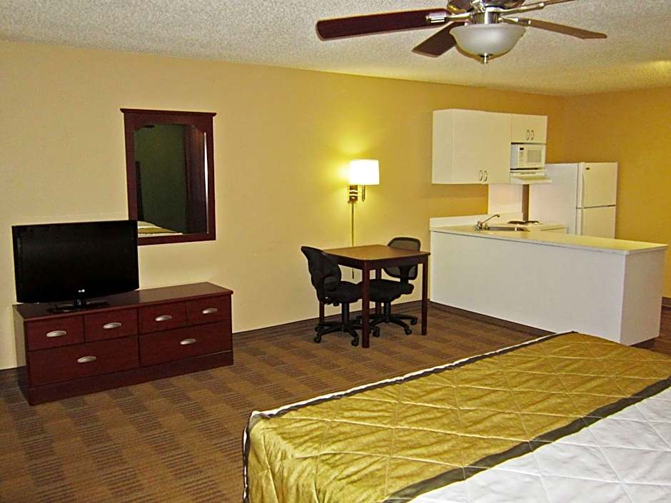 Extended Stay America Suites - Atlanta - Kennesaw Town Center