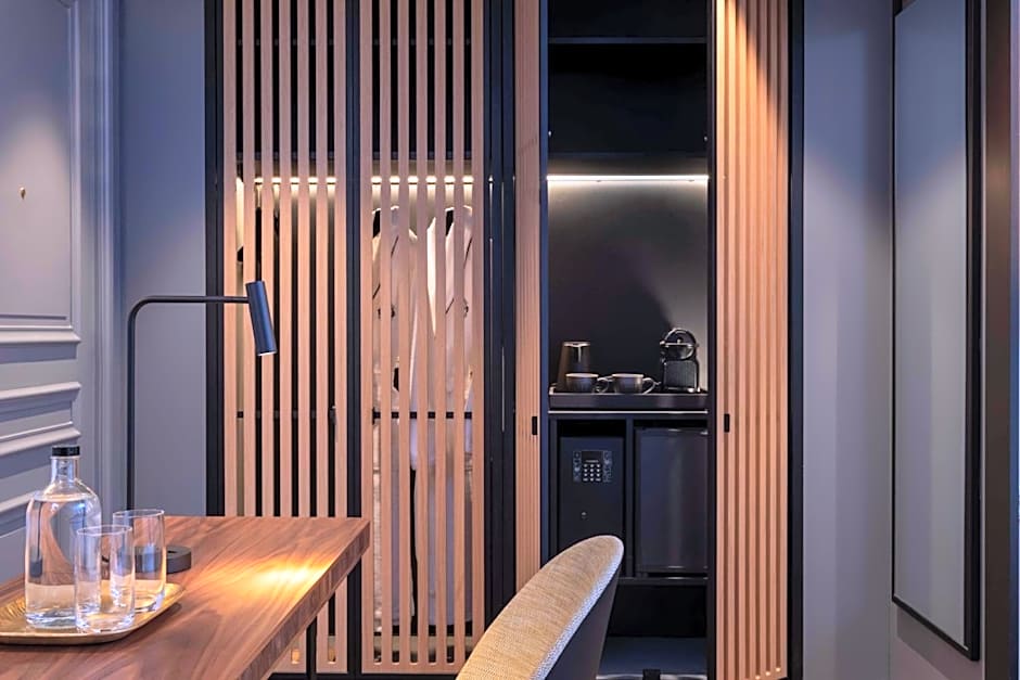 Victoria Palace Hotel