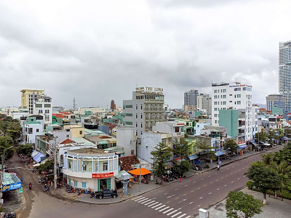 THE LUNA - Boutique Hotel