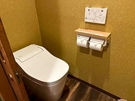 Premium Twin Room with Private Hot Spring