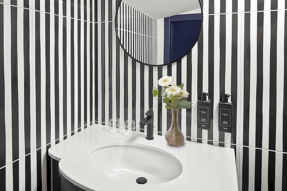 Anglo American Hotel Florence, Curio Collection by Hilton