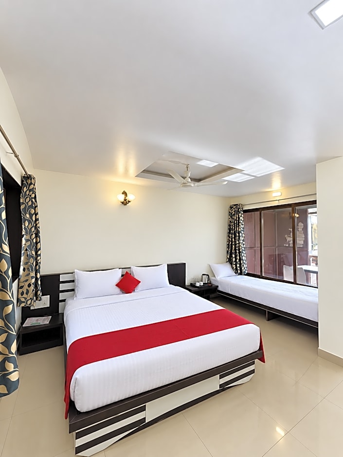 Cloud Green Resort & Spa