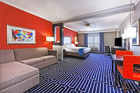 Suite Deluxe King Bed