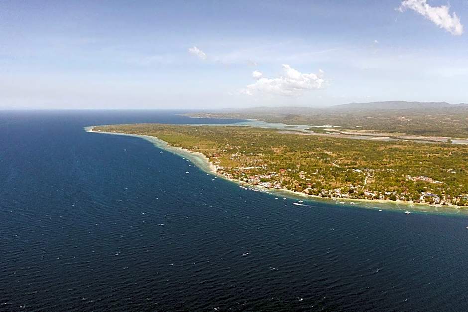Harman Suites Moalboal