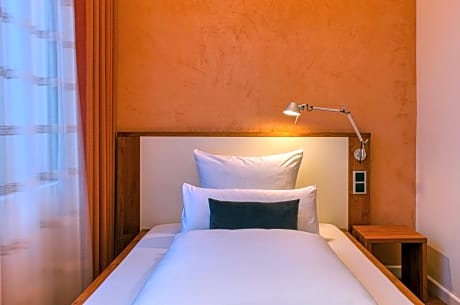 Comfort Single Apartment