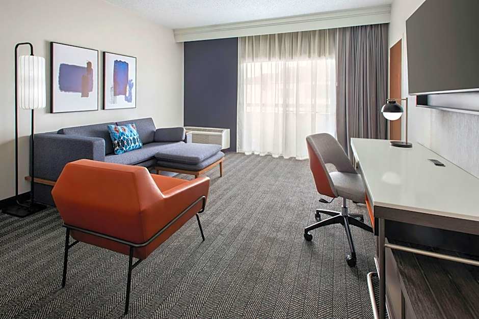 Courtyard by Marriott Syracuse Carrier Circle