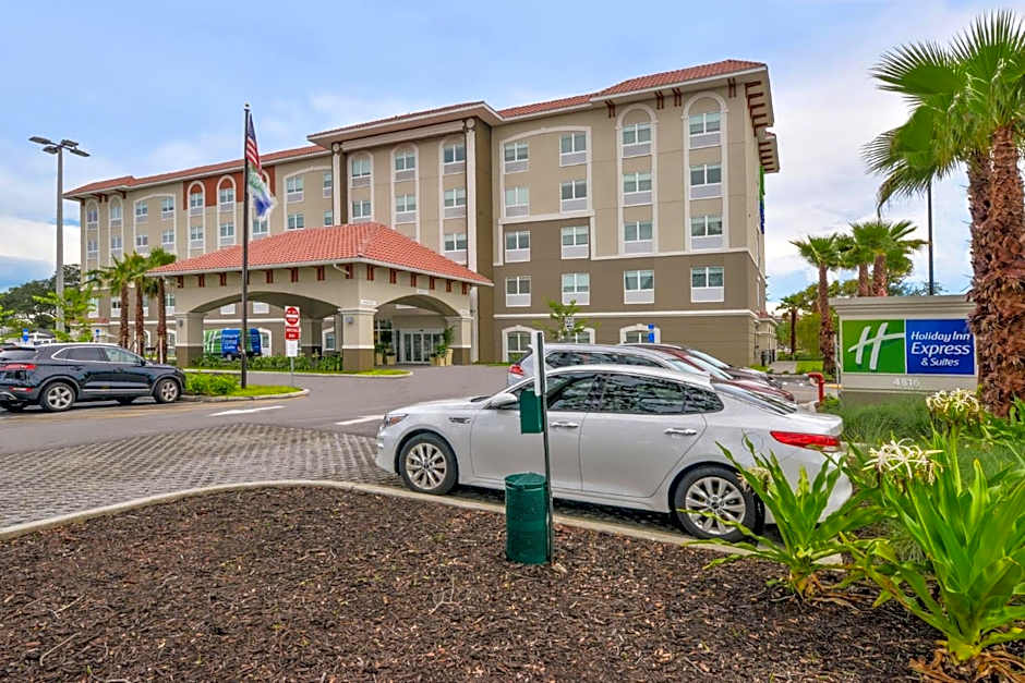 Holiday Inn Express & Suites St. Petersburg - Seminole Area By IHG