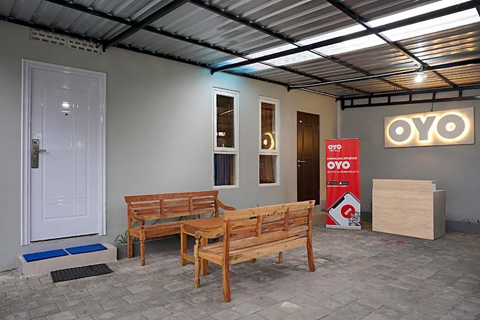 Hotel O DeHome Family