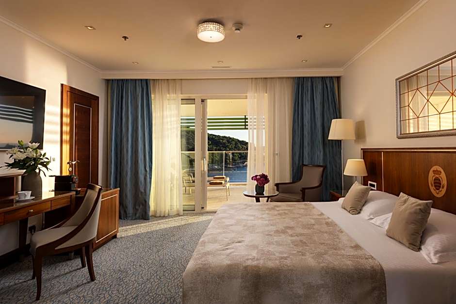 Hotel More