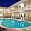 Hotel Bo, a Days Inn by Wyndham Chattanooga Downtown