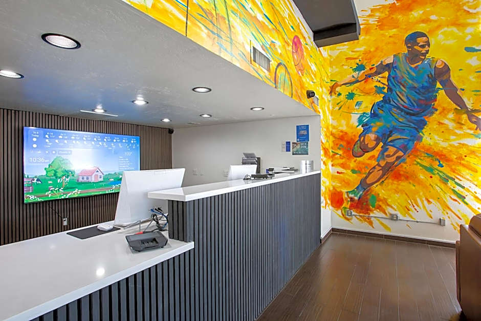 The Hotel Serene Glendale Peoria, Surestay Collection by BW