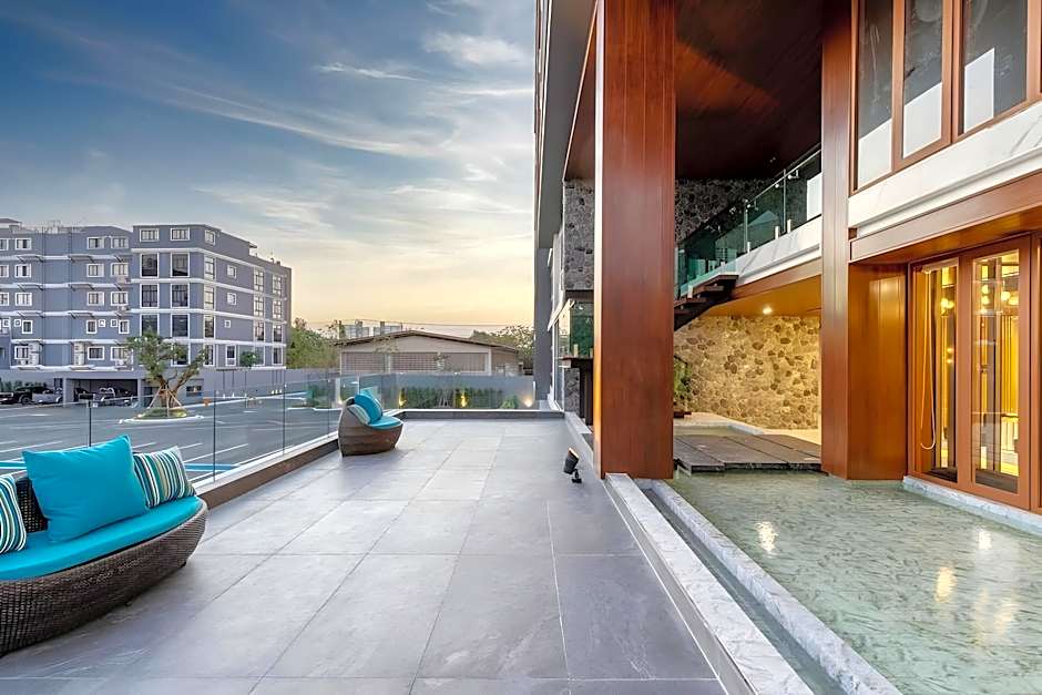 Orion Hotel and Residence