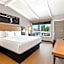 Thunderbird Lodge