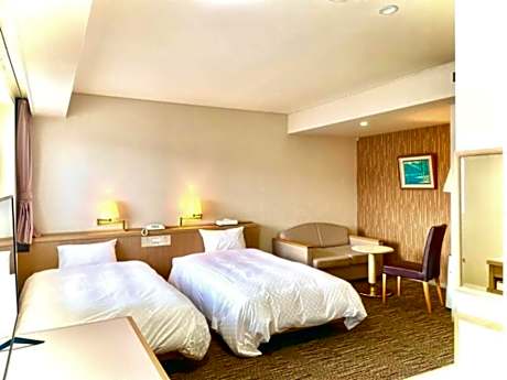 Twin Room - Non-Smoking