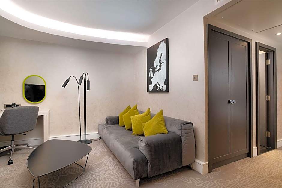 Hilton London Heathrow Airport