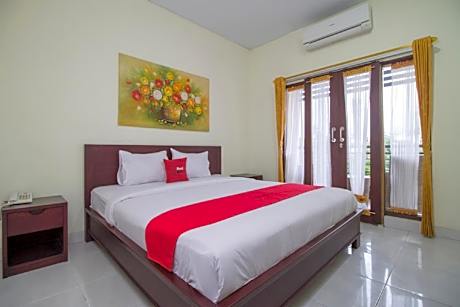 RedDoorz Double Room