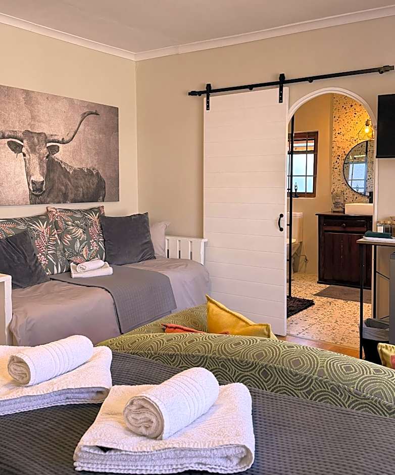 Dolphin Circle Bed and Breakfast
