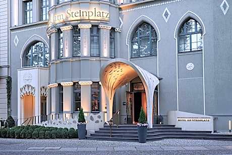 Roomers Berlin Steinplatz, Autograph Collection