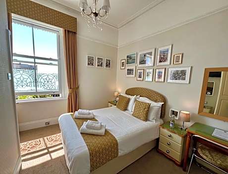 Double Room with Pool View