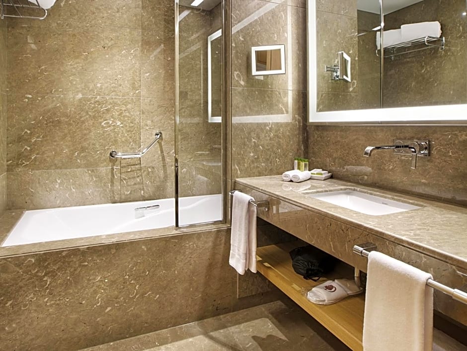 DoubleTree By Hilton Istanbul - Avcilar