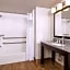 La Quinta Inn & Suites by Wyndham Fairfield - Napa Valley