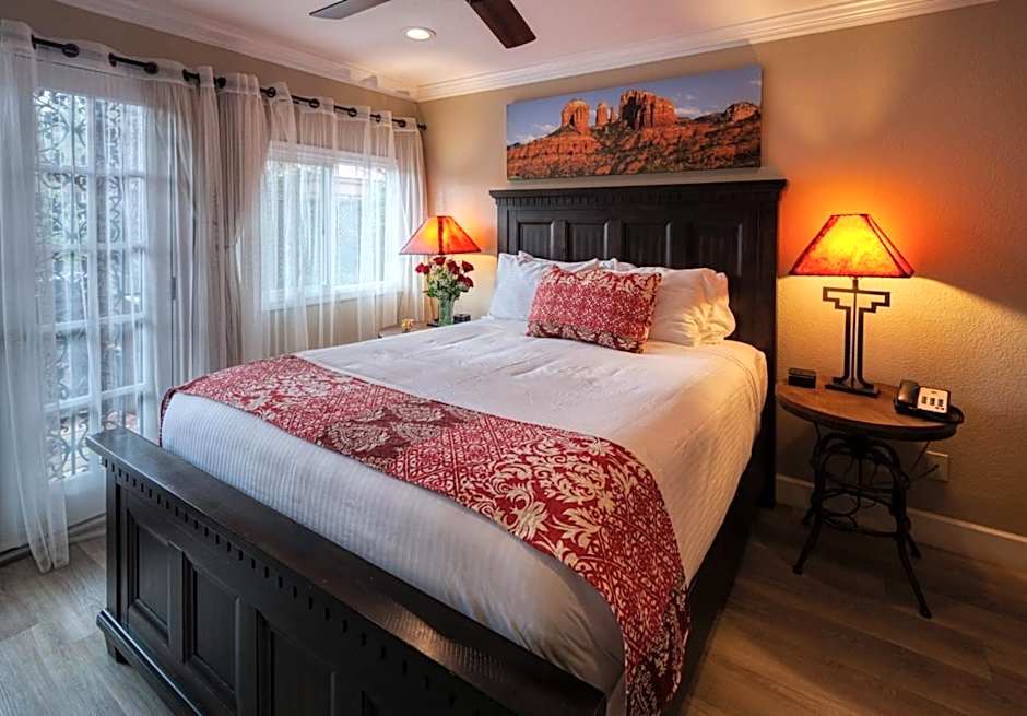 Lantern Light Inn - Romantic Getaway