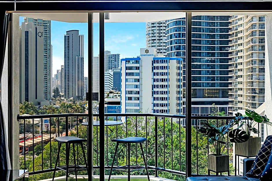 Designer Suites - Versace On View