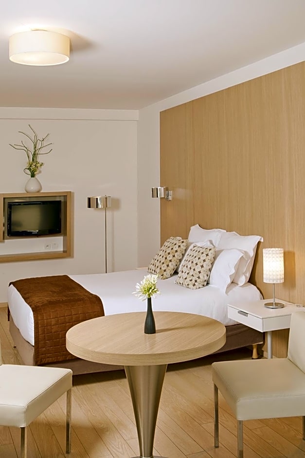 Residhome Carrieres La Defense