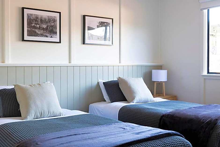 Nornalup Riverside Chalets