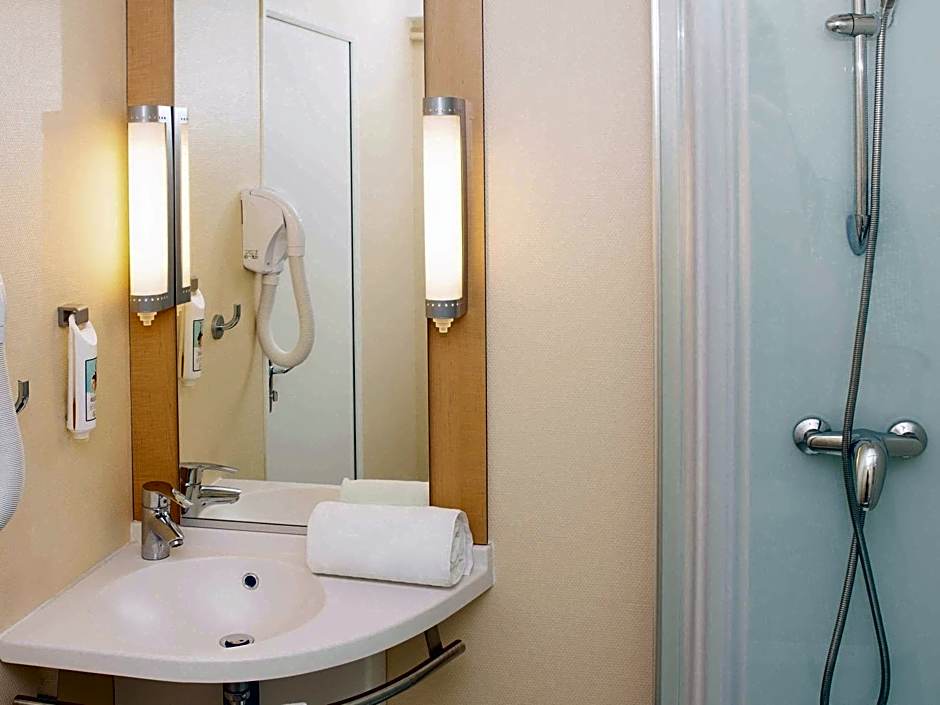 ibis Rennes Beaulieu