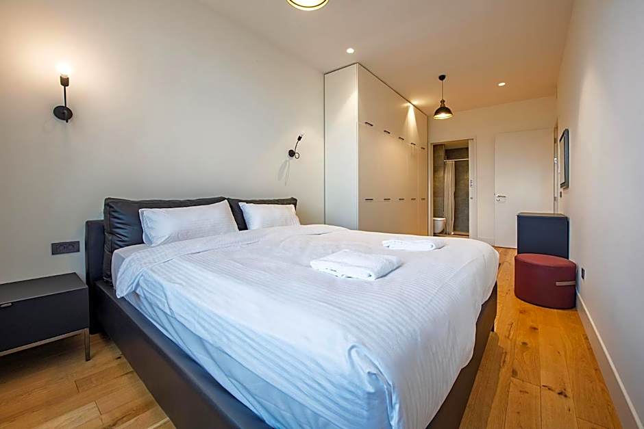 12, Apartments, 4-6 Pers, Central, Stunning View, Near Supermarket & Public Transport