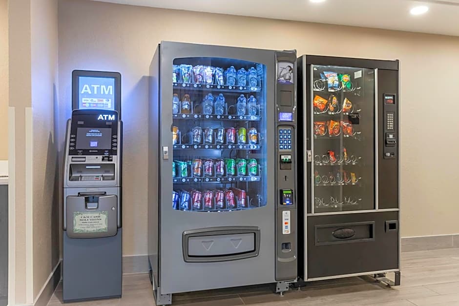 Sleep Inn & Suites Wisconsin Dells - Lake Delton