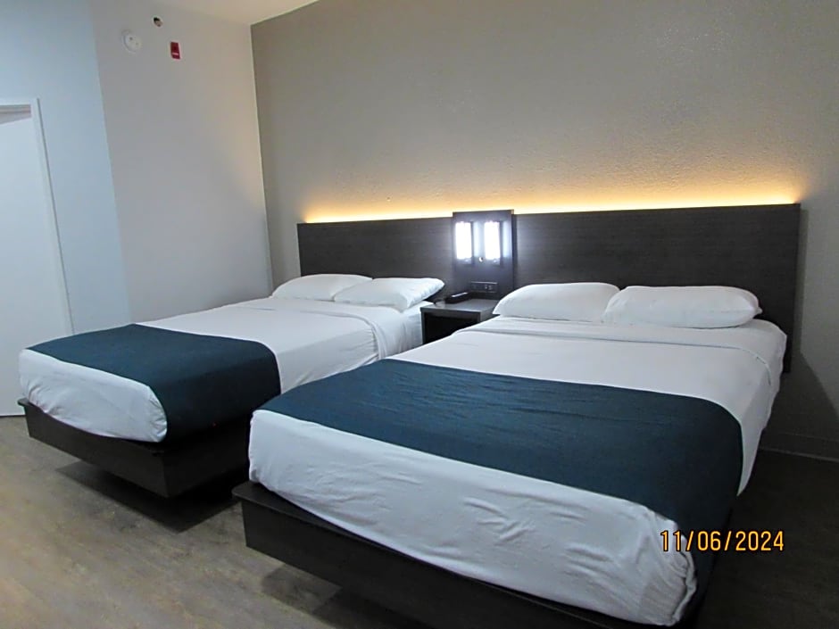 Motel 6-West Des Moines, IA